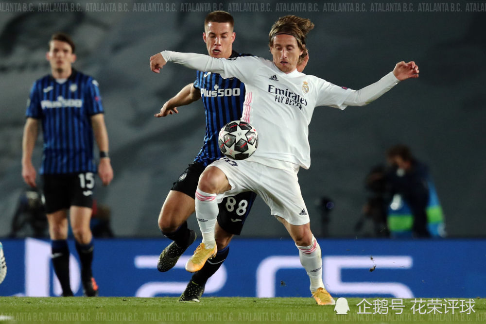 爱游戏-风云突变纽卡斯尔今晚主帅复盘，欧超杯版图或变，赛场秩序良好，球探报告显示潜力(曼联纽卡斯尔)  第2张