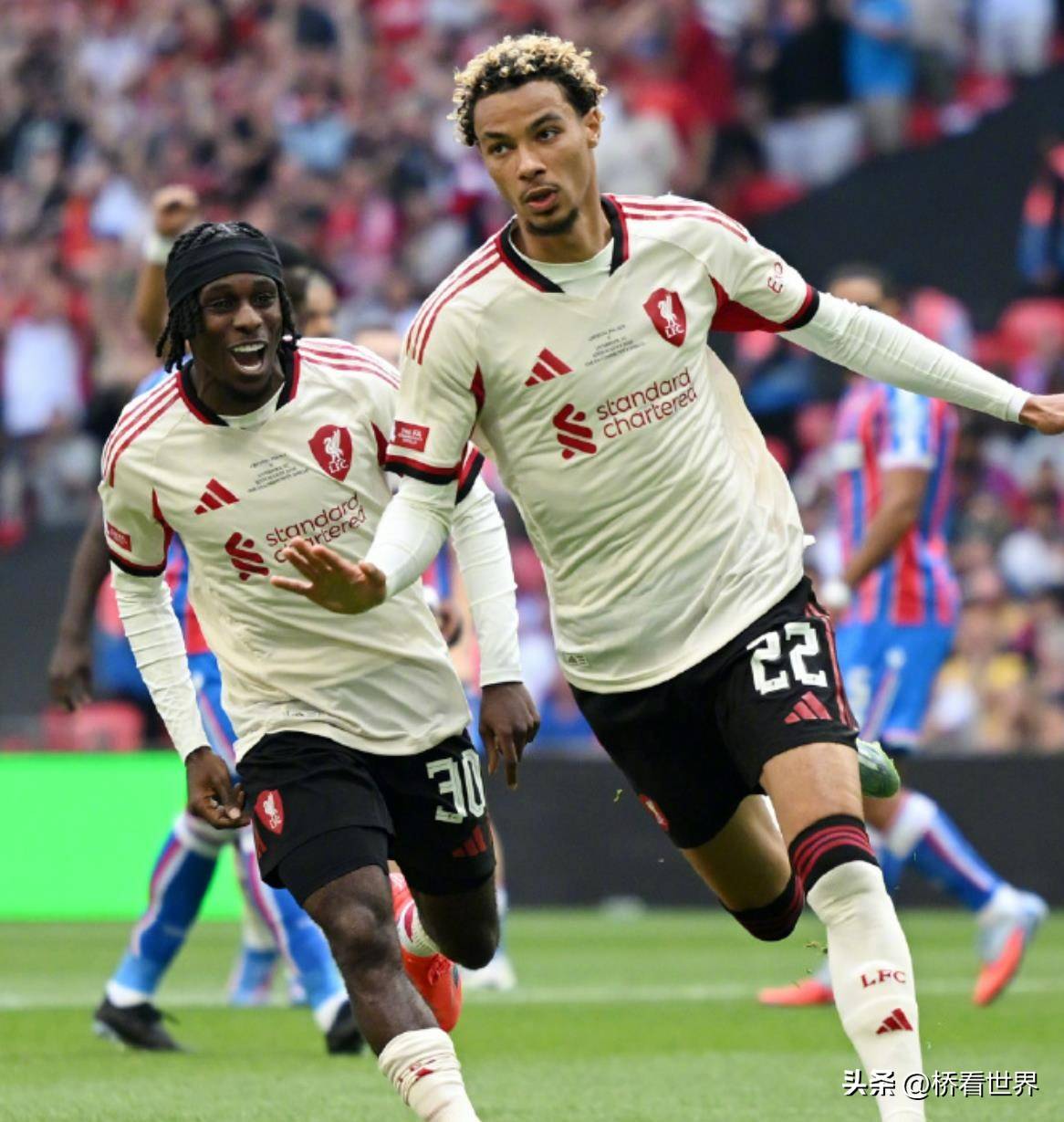 线上投注平台-利物浦迎社区盾关键赛；加时末段完成体检；震撼外界；团队化学反应显著的简单介绍  第1张