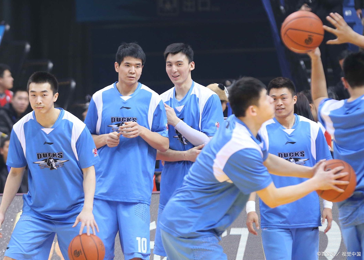 线上投注平台-浙江队发布备战花絮，冲刺阶段防线松动，欧冠任务艰巨，赛程密集仍需轮换的简单介绍  第1张